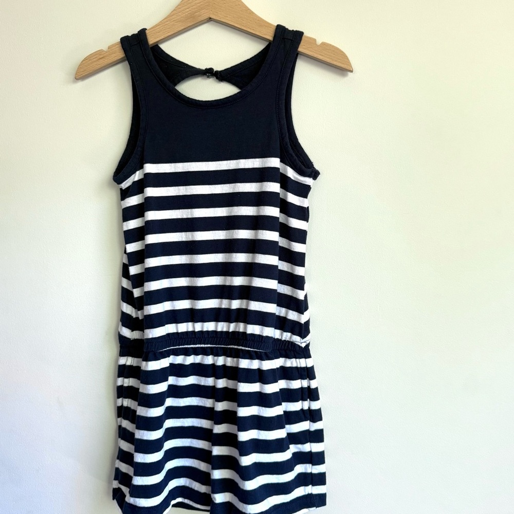 GAP Kids Girls Navy and White sleeveless, casual, summer Shorts Romper Size 4-5